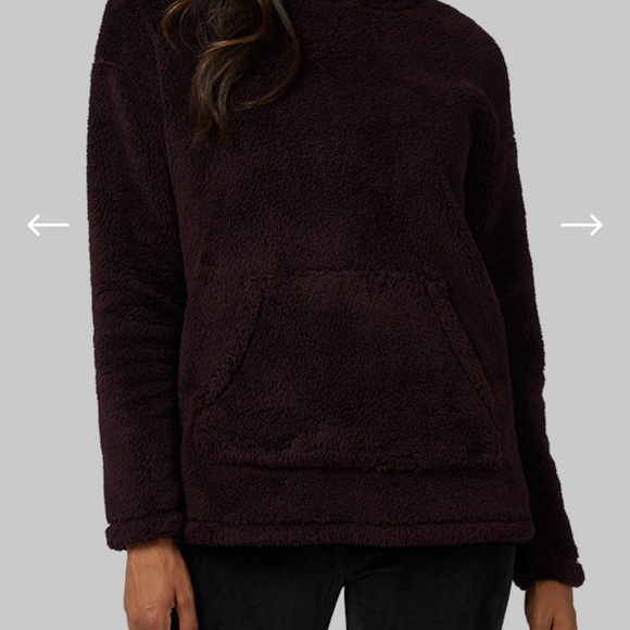 WOMEN'S SOFT SHERPA PULLOVER HOODIE - BOYSENBERRY / S - Picture 2 of 5